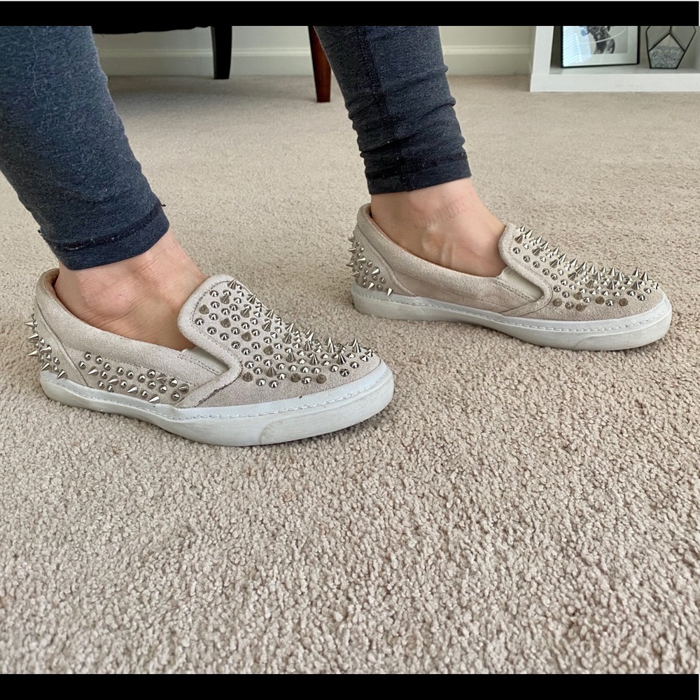 Jeffrey Campbell Alva Spike slip on